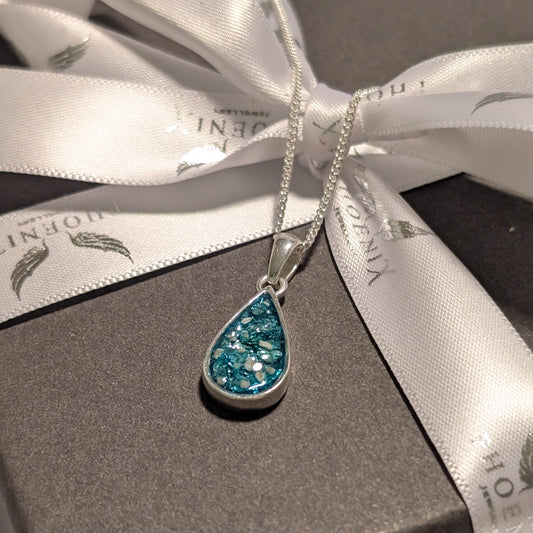 Small Teardrop necklace