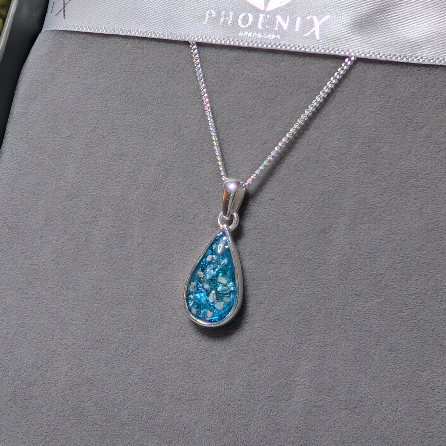 Teardrop necklace