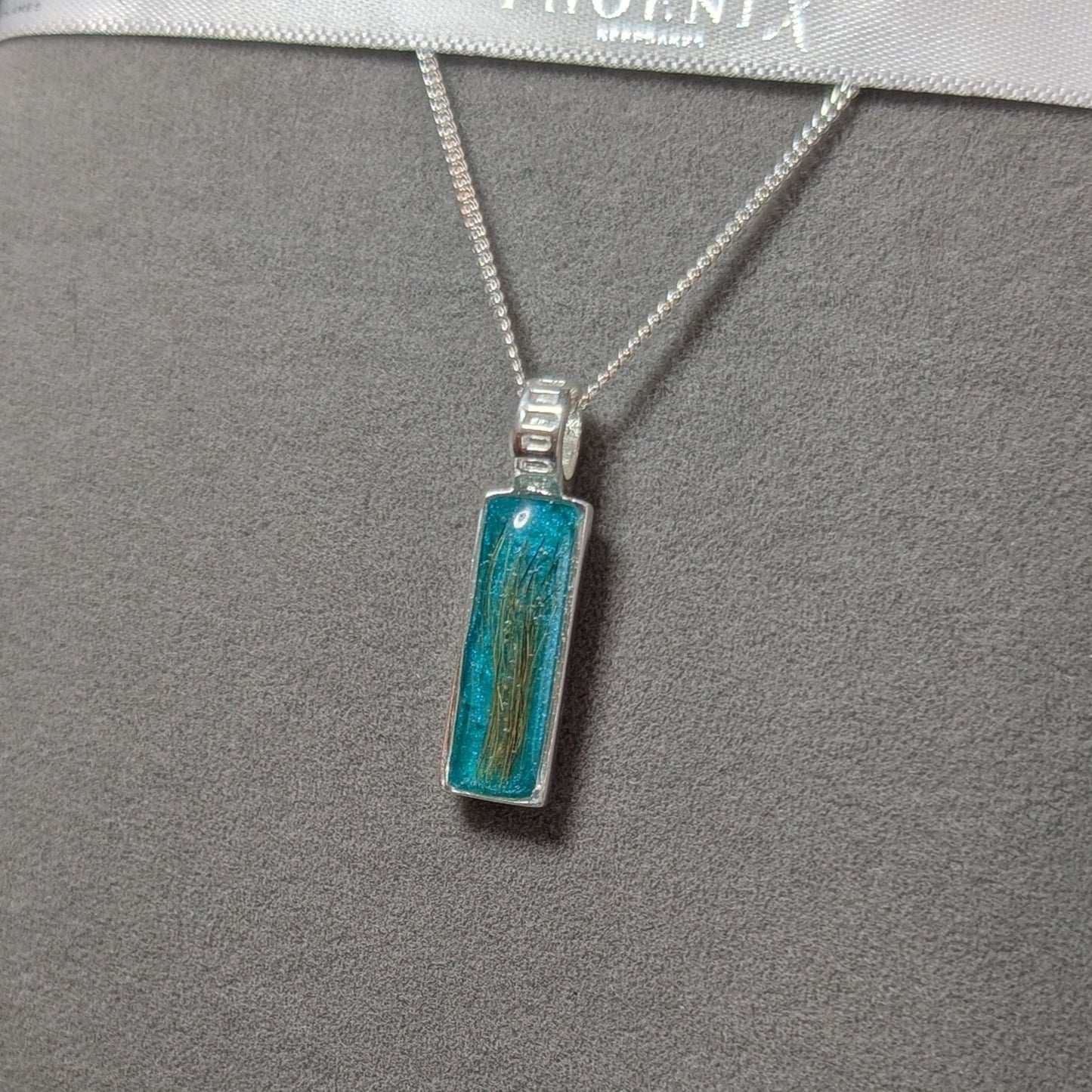 Small Oblong necklace